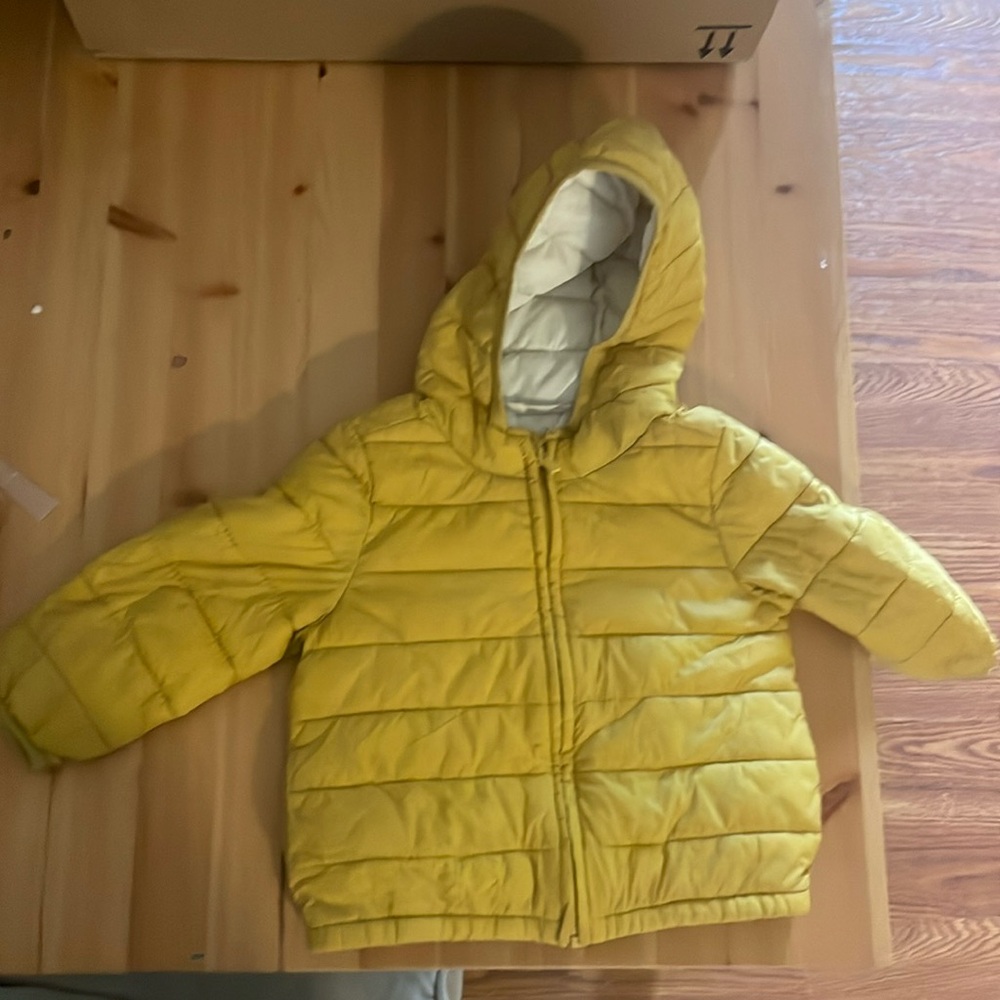 Old Navy 18-24M yellow puffer jacket